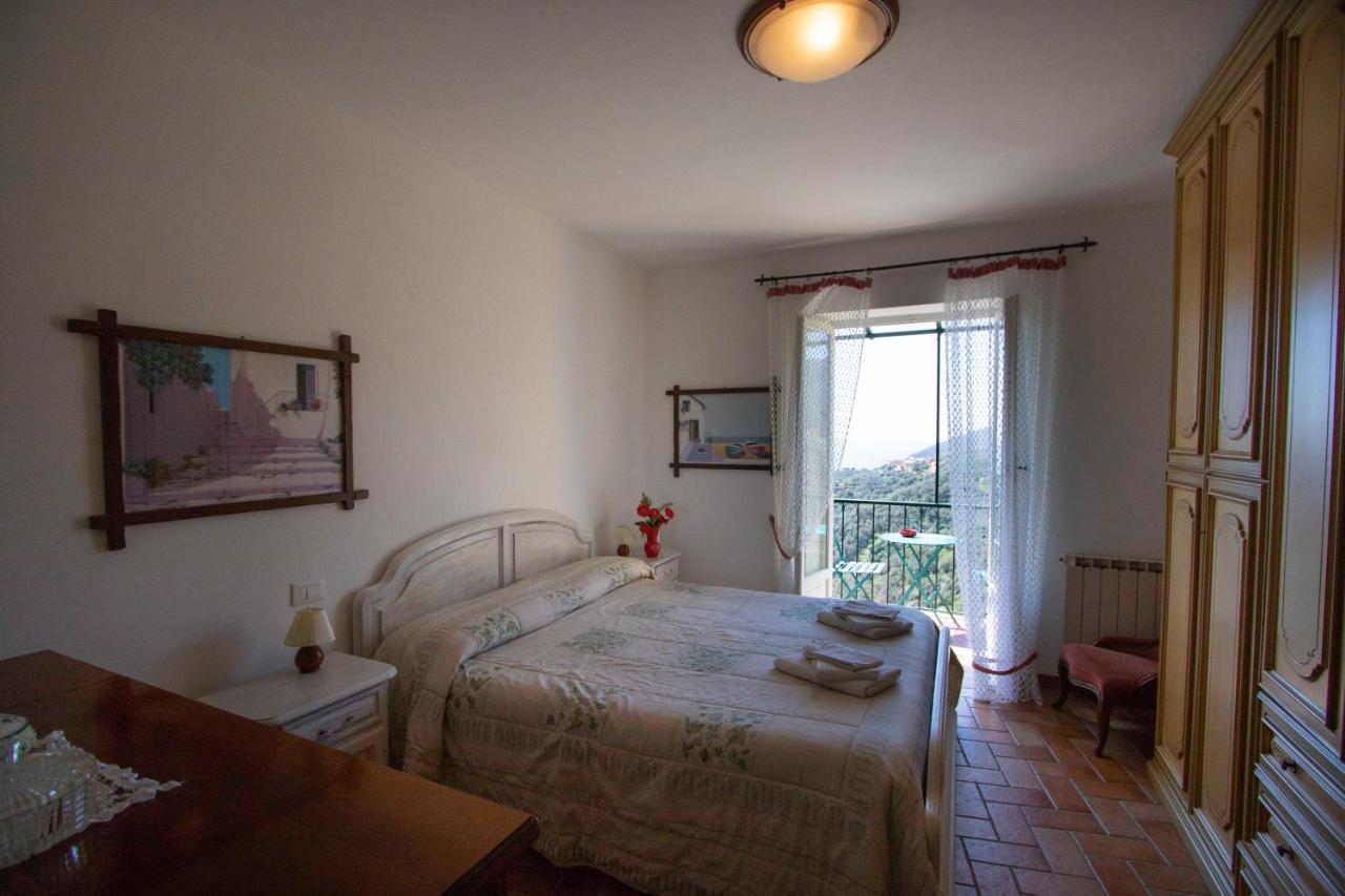 Le Case Di Petra Vignana Bagian luar foto